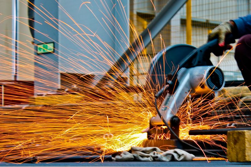 laser cutting machine with sparks