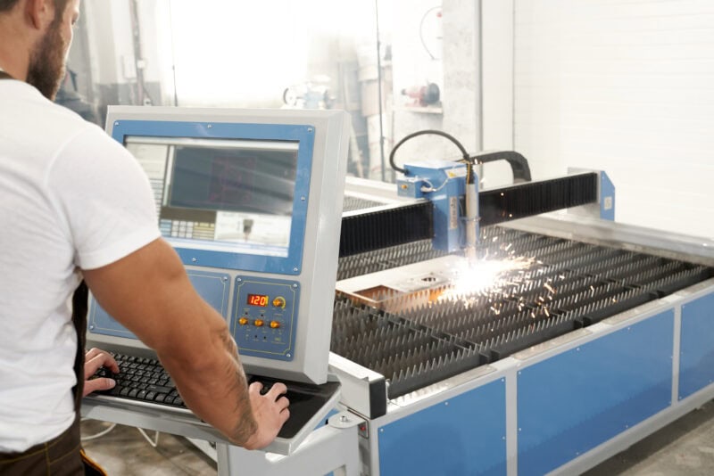 How to Choose the Right CNC Laser Cutting Service